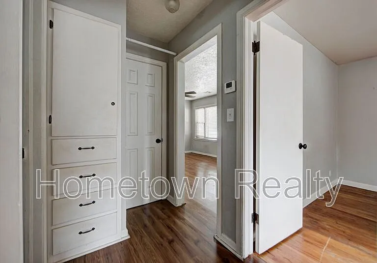 2204 Downing St — Photo 18