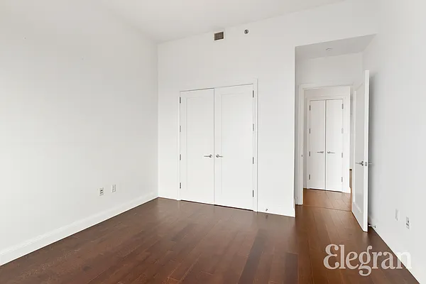 Rented by (Legacy) Elegran | media 14