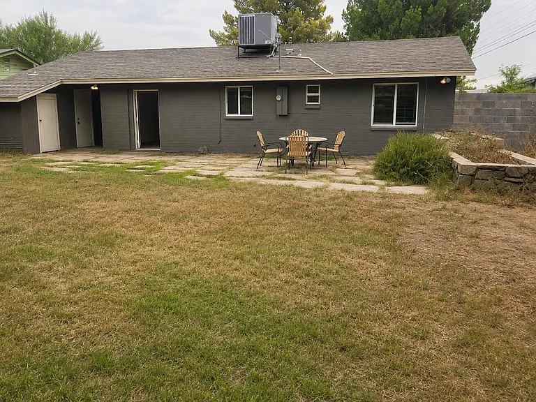 4326 E Glenrosa Ave — Photo 20