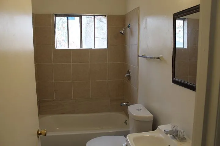 6 York Dr — Photo 14