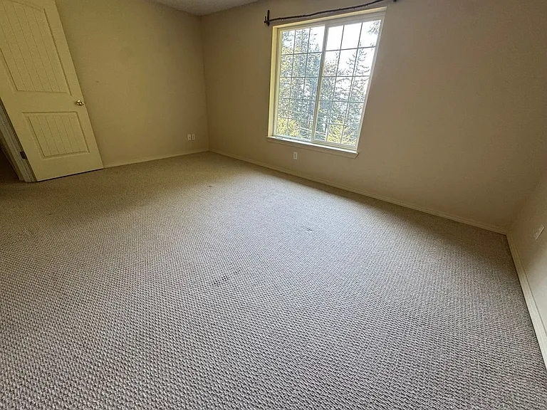 7604 Holiday Blvd — Photo 16
