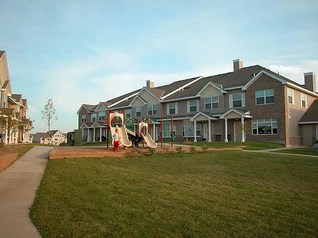 Maple Lakes Townhomes — Photo 4