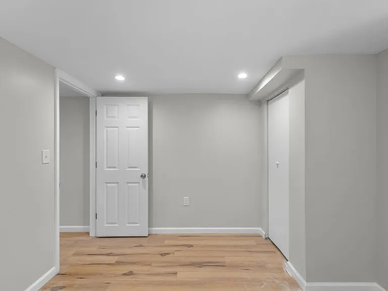 2106 Orleans St — Photo 4