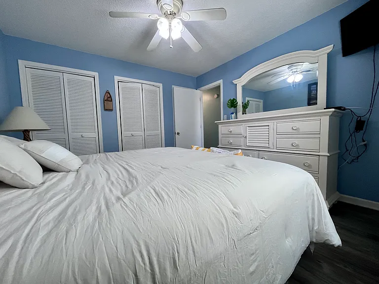2010 Yaupon Dr #103 — Photo 4