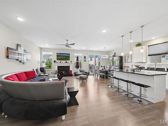 4th image of 189 Noahs Mill Dr