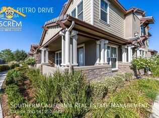 28696 Pietro Dr, Santa Clarita, CA 91354