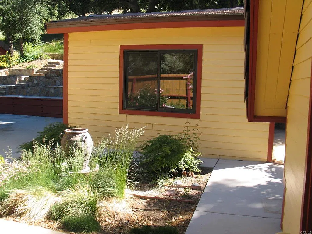 1 bed, 500 sqft, $1,800 — Photo 3
