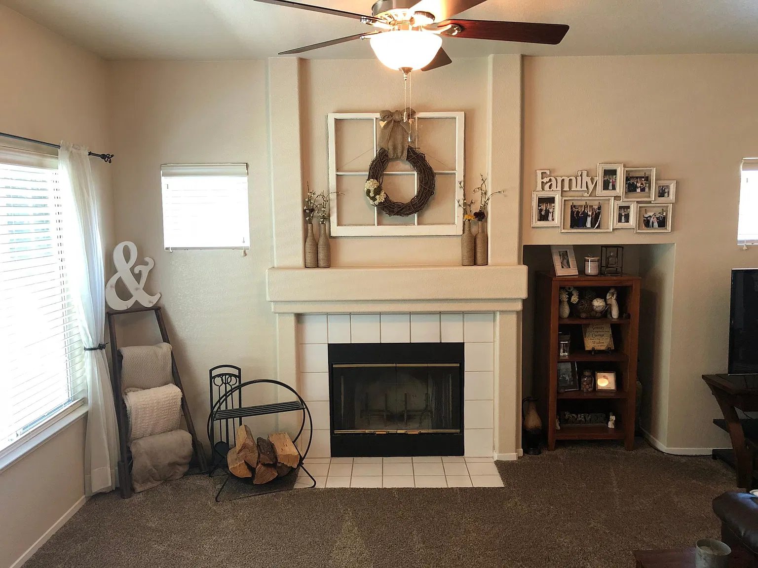 2 bed, 1207 sqft, $2,575 — Photo 3