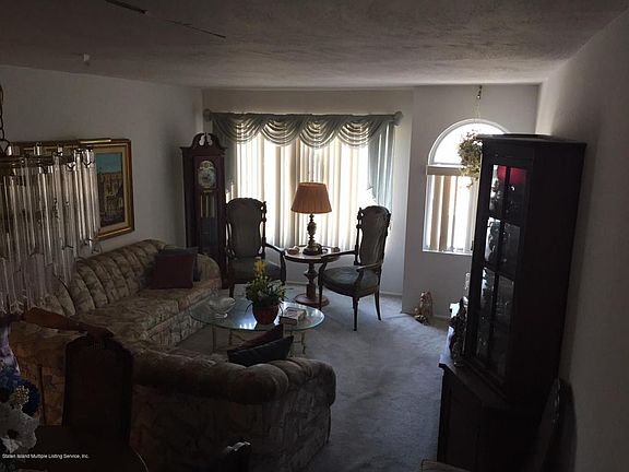 4th image of 26 Patty Ct