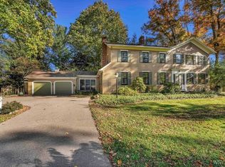 806 Luther Rd, East Aurora, NY 14052