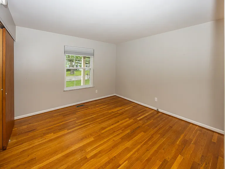 628 Ash Dr — Photo 15