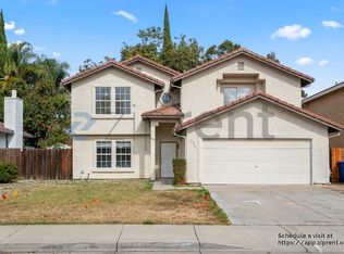 2215 Jenni Ln, Tracy, CA 95377