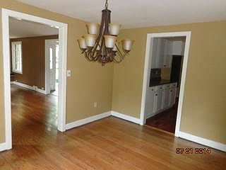 3rd image of 310 Arlington Ave