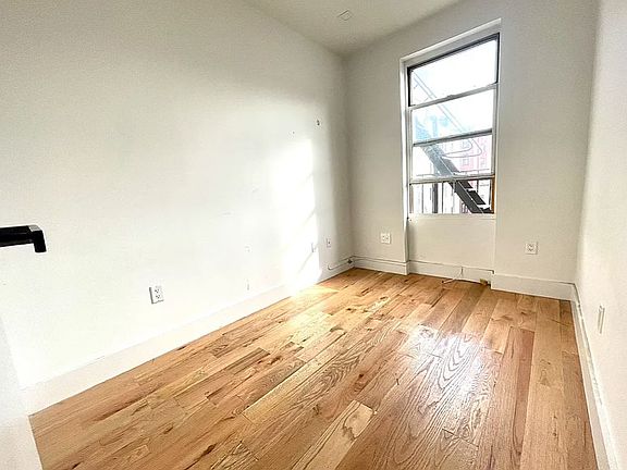 5th image of 103 Saint Marks Pl #4R