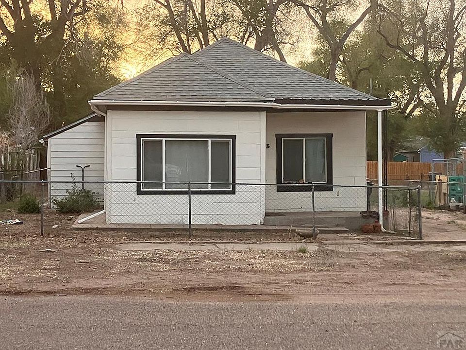 1st image of 313 S Grand Ave