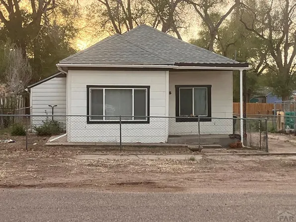 313 S Grand Ave, Manzanola, CO 81058