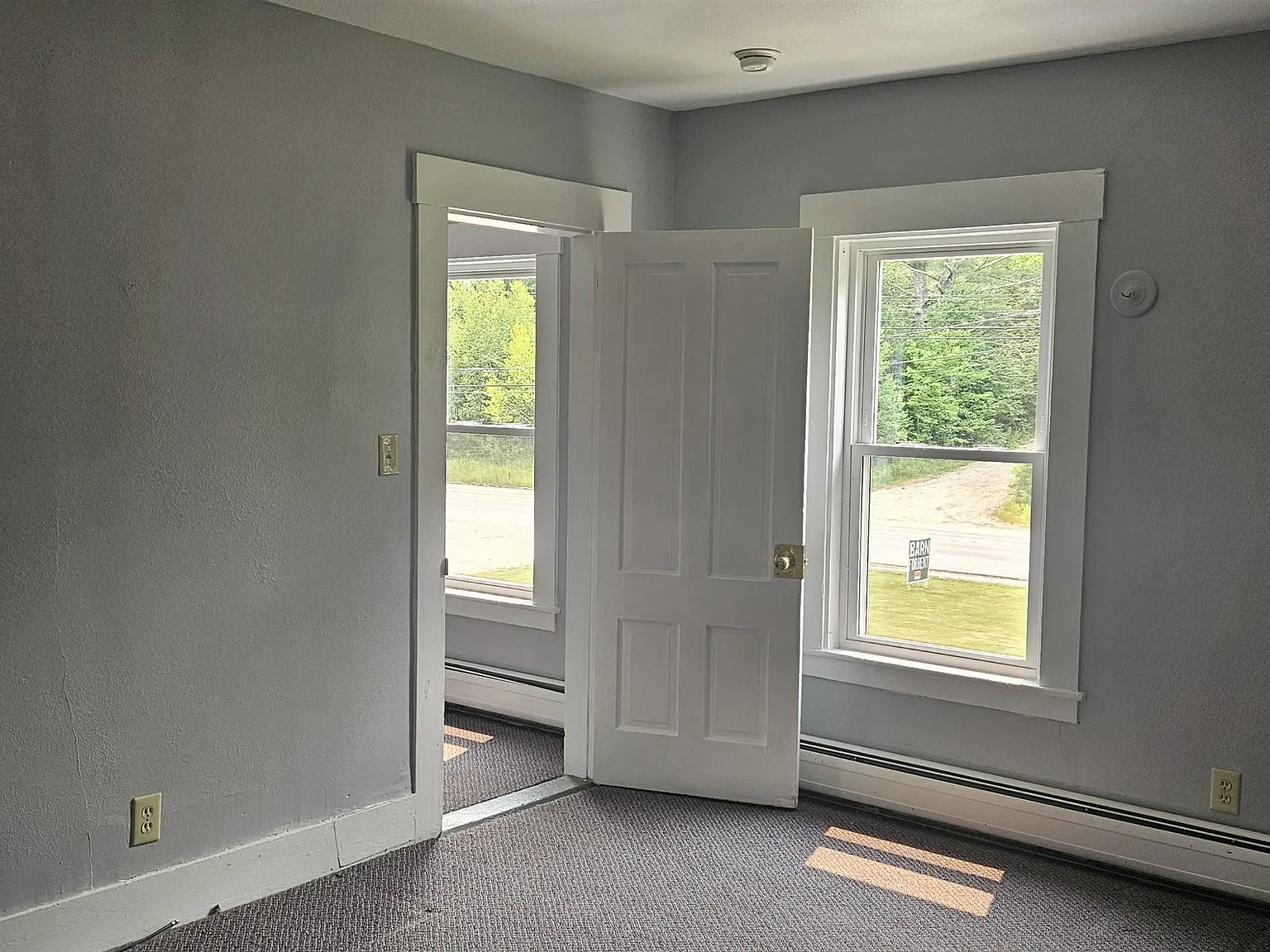 2 bed, 850 sqft, $1,595 — Photo 3