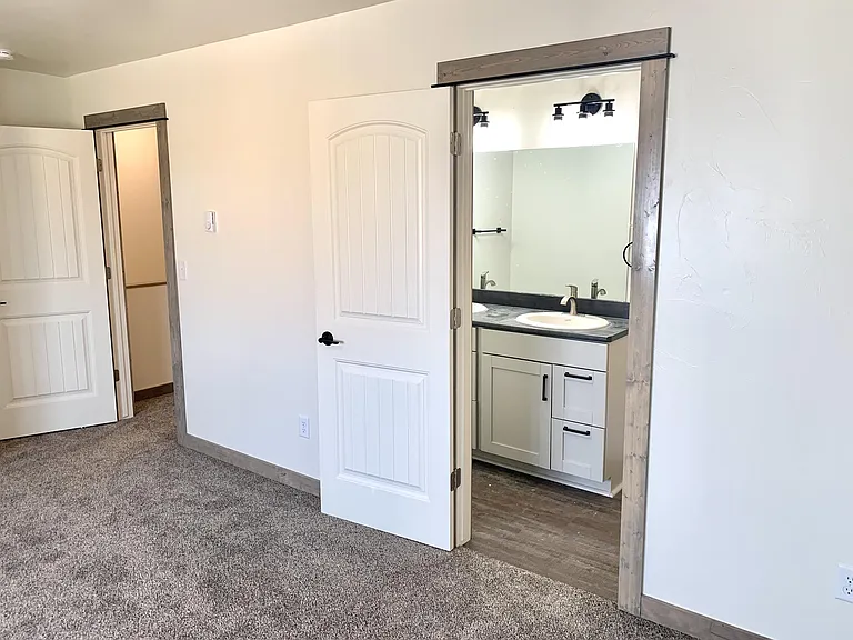3355 Blackbird Way #1 — Photo 4