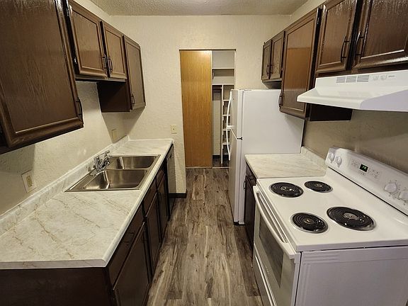 4th image of 330 2nd Ave S APT 329
