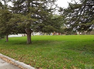 719 711 E 6th St S, Newton, IA 50208