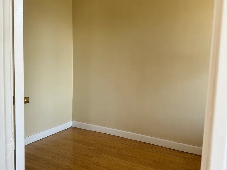 1431 S Avers Ave #3F — Photo 11