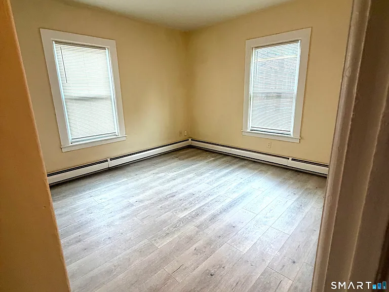 7 Brown Avenue Ext — Photo 4
