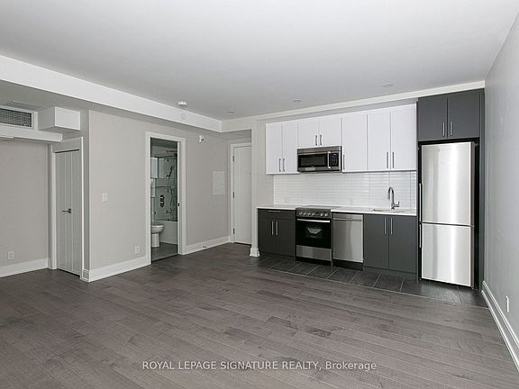 3rd image of 11 Walmer Rd #107