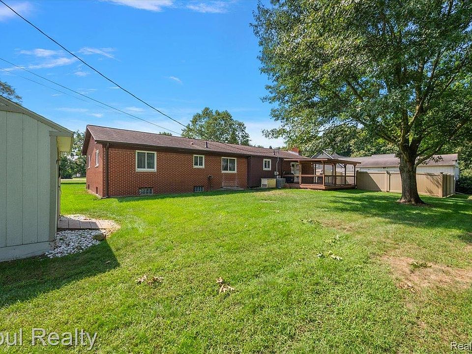 12821 Ten Mile Rd, photo 25