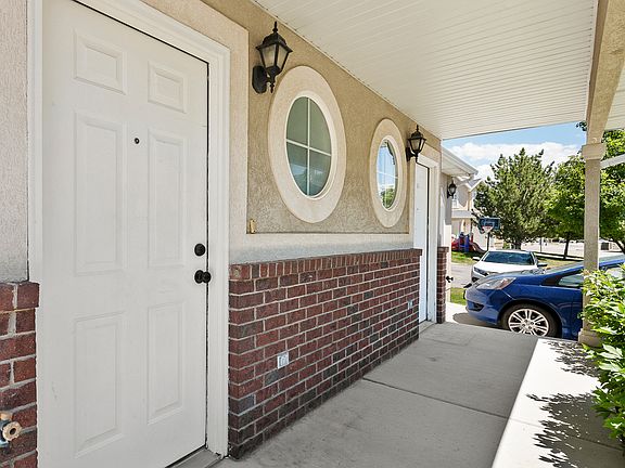 3rd image of 1248 W Bridalwood Loop N
