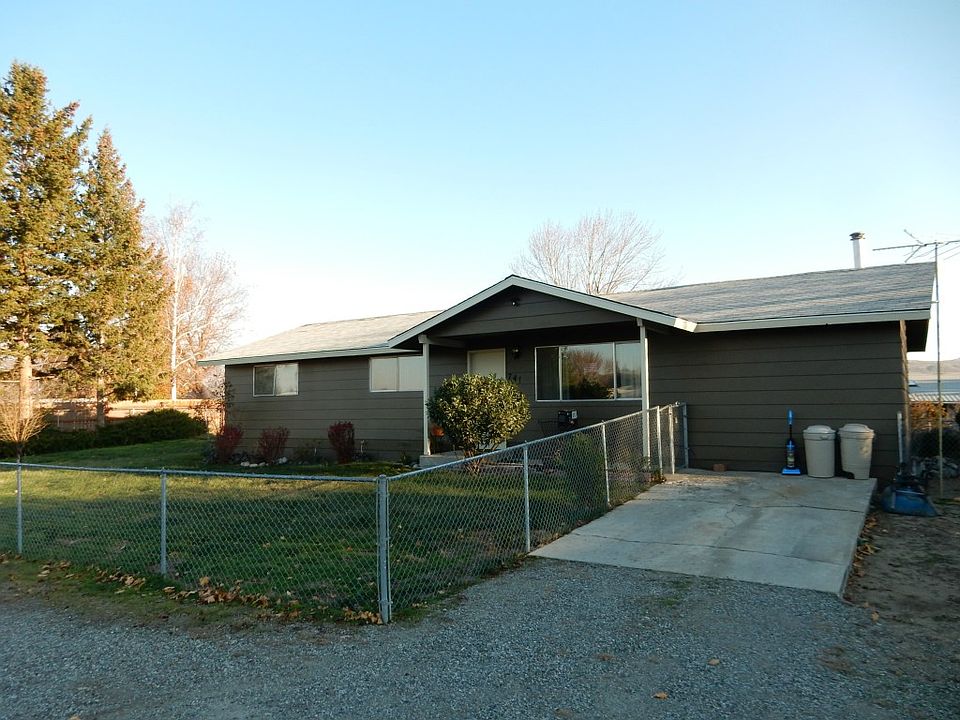 1st image of 741 Ridge Pl