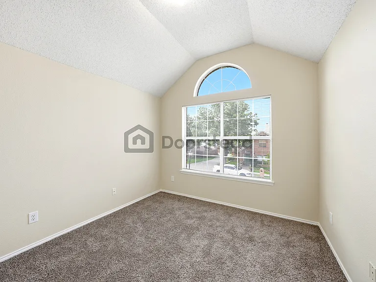 1352 Mae Dr — Photo 20