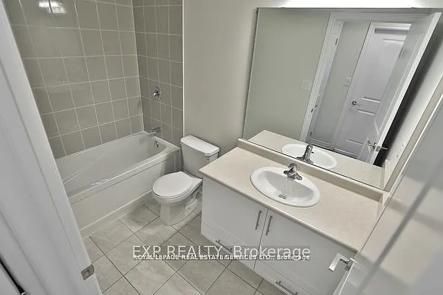 150 Oak Park Blvd #414 — Photo 17