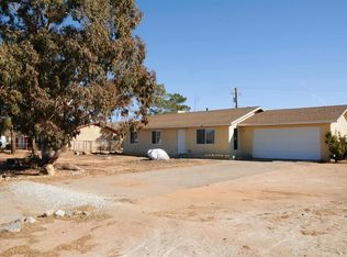16649 Navajo Rd, Apple Valley, CA 92307