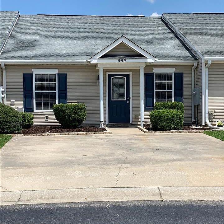 1st image of 444 Londonberry Dr