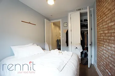 Rented by Rennit Inc.