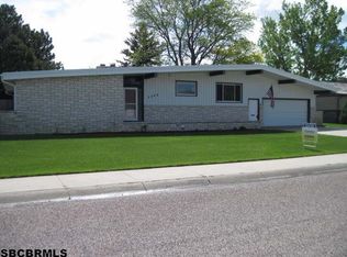 2209 7th Ave, Scottsbluff, NE 69361