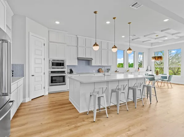 1412 Scenic Oaks Dr, Georgetown, TX 78628
