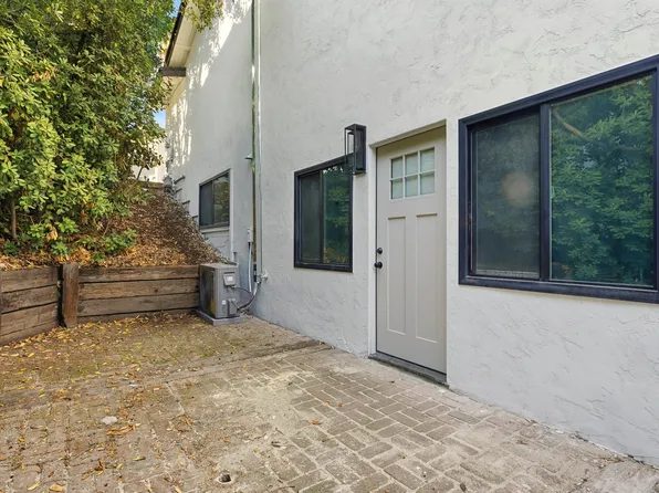 5067 Alumni Pl, San Diego, CA