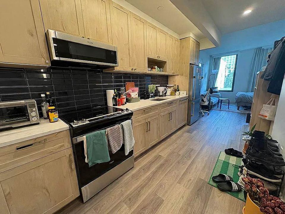 1st image of 156 Clarkson Ave #5T