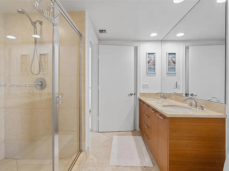 50 Biscayne Blvd #5402 — Photo 46