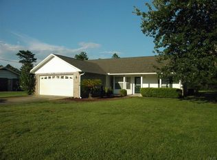 1570 Oak Dr, Gulf Breeze, FL 32563