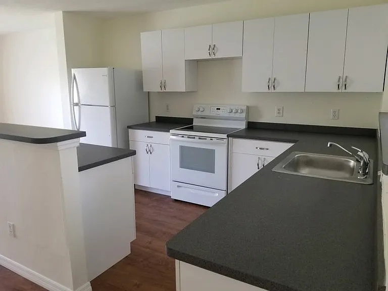 10854 Lake Saint Charles Blvd — Photo 5