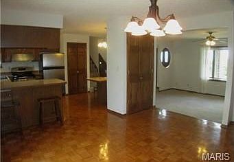 4th image of 805 Crestview Dr