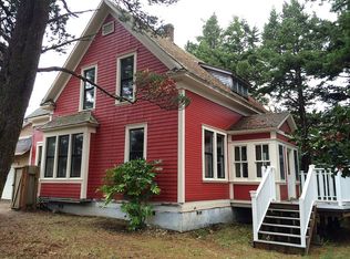 620 9th St, Port Orford, OR