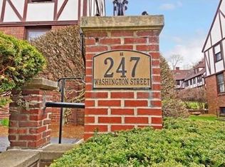 247 Washington St UNIT 7, Winchester, MA 01890