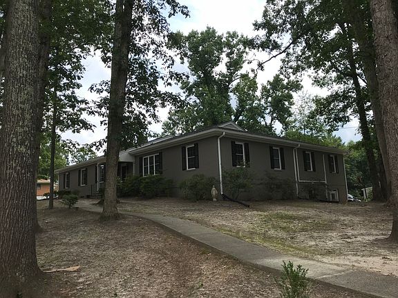 3rd image of 2301 Westover Dr