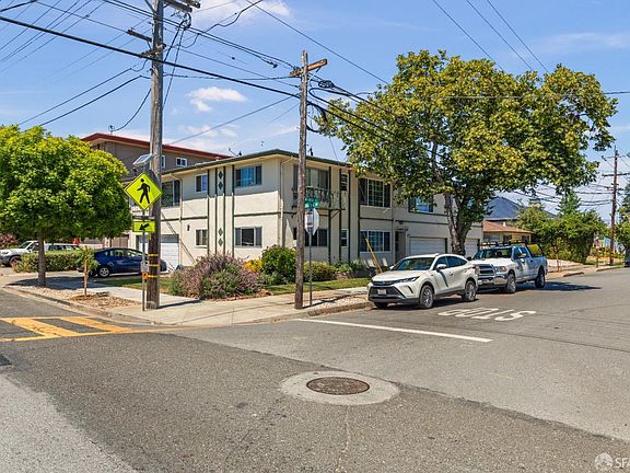 3rd image of 1 Clarendon Road