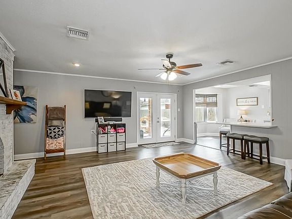 5th image of 912 Tavel Dr
