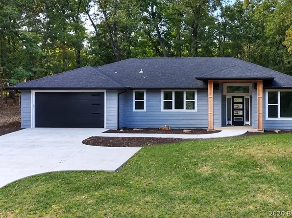 701 Spring Creek Dr, Sunrise Beach, MO 65079