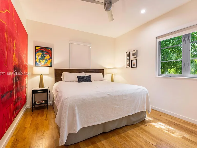 1551 Lenox Ave #8 — Photo 11